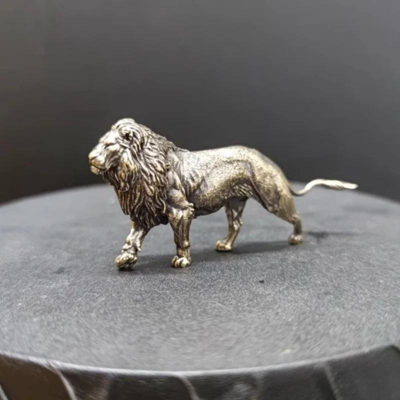 Art Craft Lion - تمثال أسد صغير من النحاس الصلب