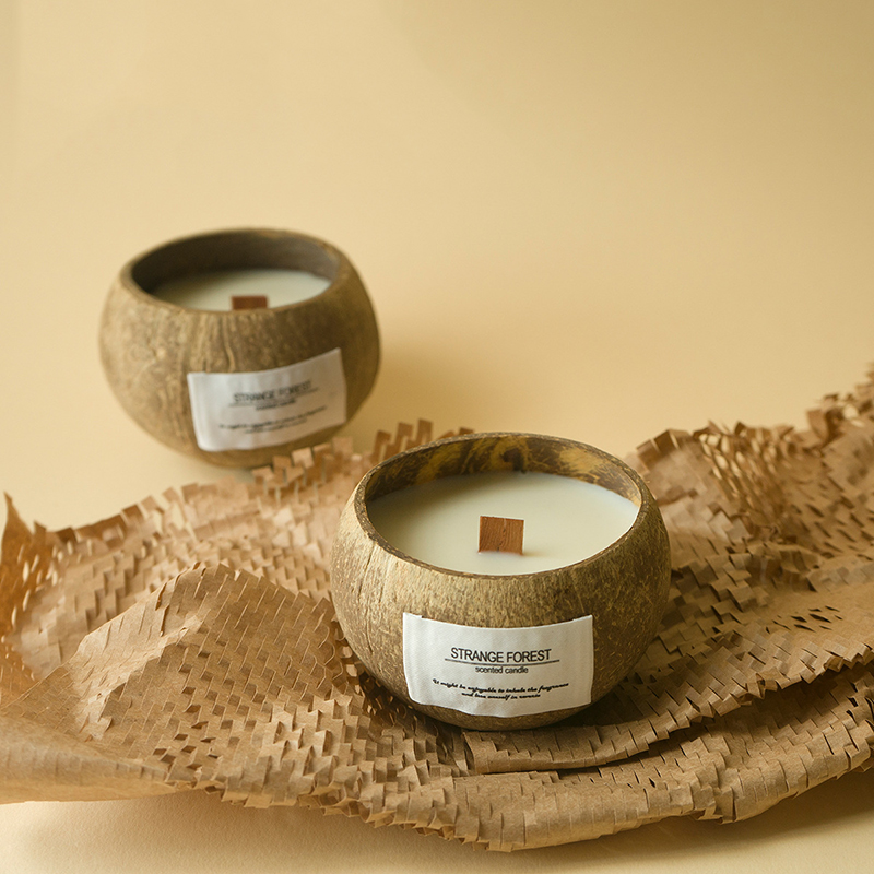 Soy Candle Fragrance Oil - شمعة عطرية على شكل قشرة جوز