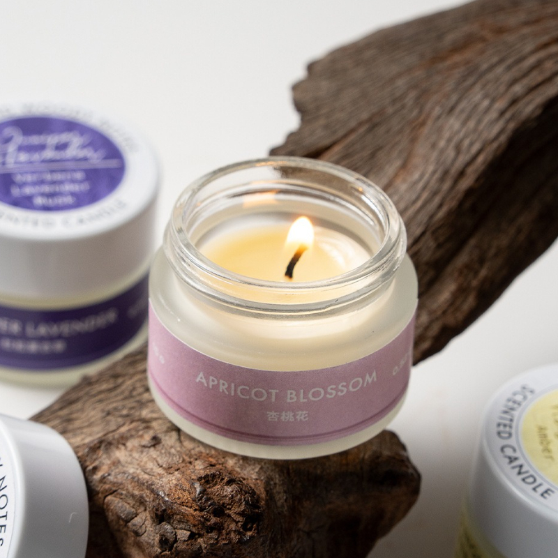 كوب زجاجي صغير، شمعة معطرة بال - مراجعة Soy Candle Fragrance Oil وسعره