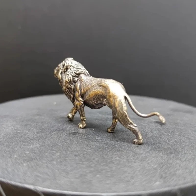 تمثال أسد صغير من النحاس الصلب - مراجعة Art Craft Lion وسعره