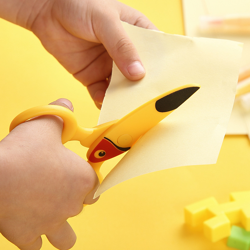 مقص تدريب المهارات الحركية الد - مراجعة Art Craft For Kindergarten وسعره