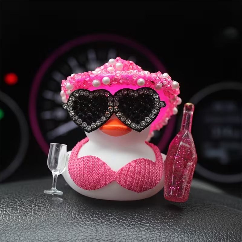 بطة سوداء صغيرة أنيقة ولامعة،  - مراجعة Art Craft Glasses وسعره